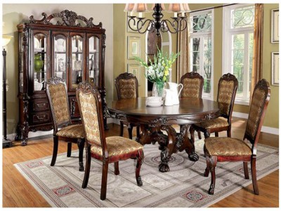 Meve Round Table Dining Set Lion, Antique Round Dining Table With Claw Feet